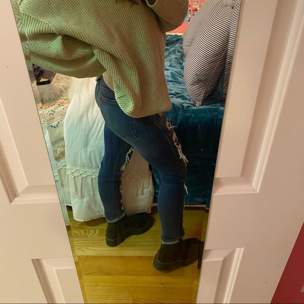 Dre Distressed & Repaired Mid-Rise Skinny Jeans - Picture 3 of 6
